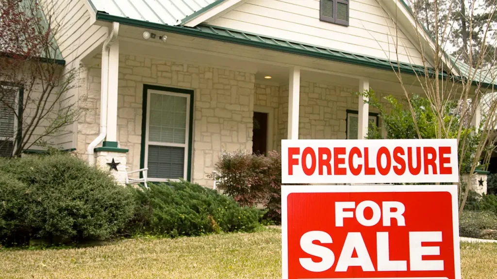 Missing-your-mortgage-payments-heres-how-to-avoid-foreclosure